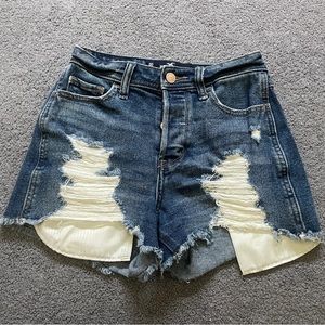 Hollister High Rise Boyfriend Short